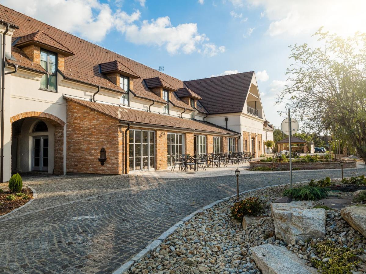 Arkady Hof Hotel Stomfa Kültér fotó