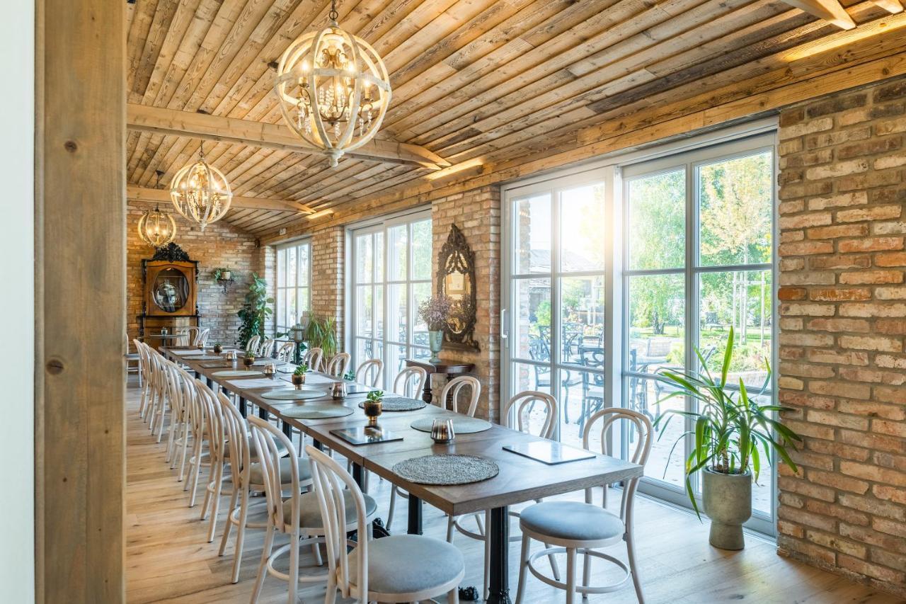 Arkady Hof Hotel Stomfa Kültér fotó
