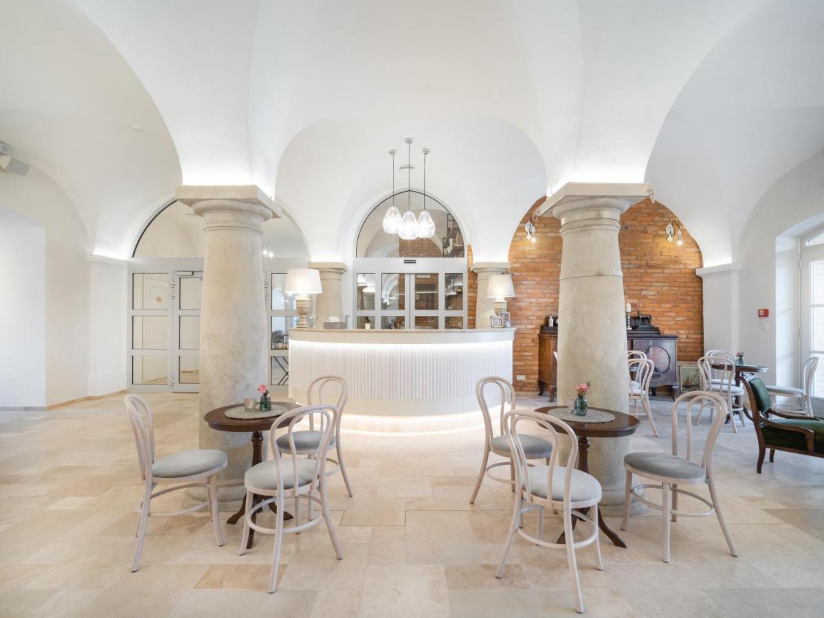 Arkady Hof Hotel Stomfa Kültér fotó